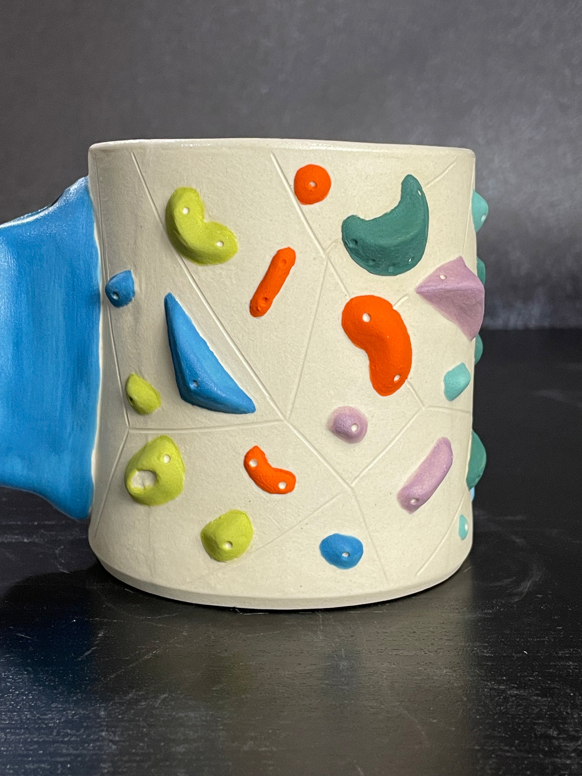 White Climbing Cup with BLUE Hold Handle - 12oz
