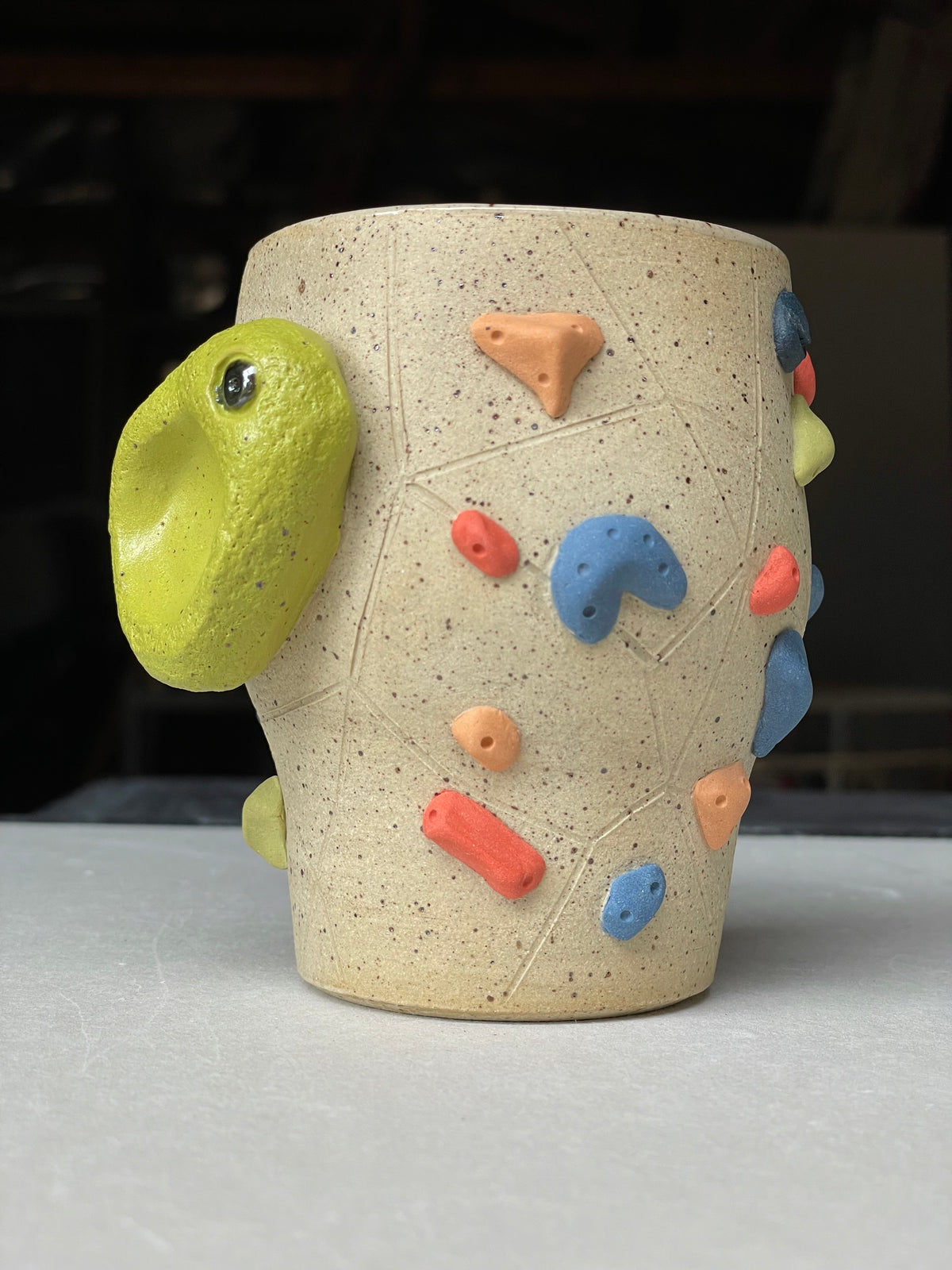 Tapered Tumbler - Buff Speckled with Hold Handle - Handsculpted