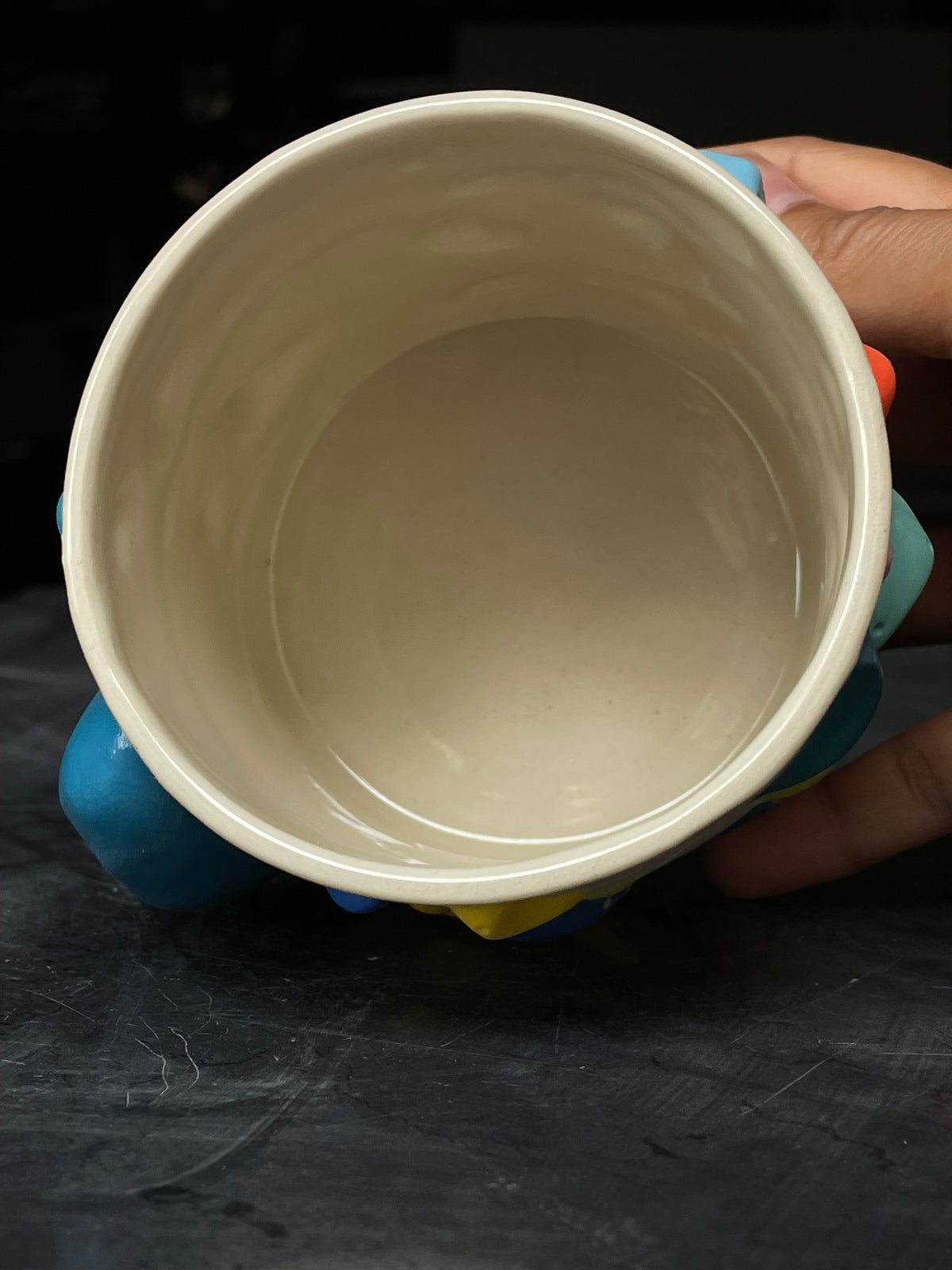 Detailed Holds - White Climbing Cup with BLUE Hold Handle - 12oz