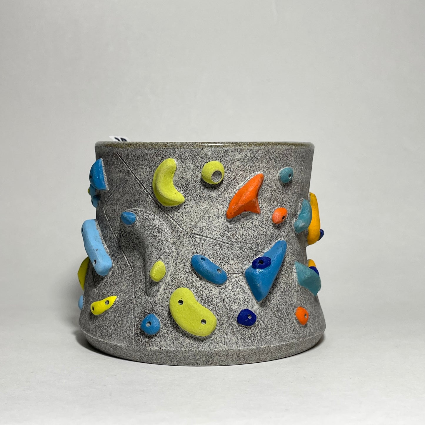 Climbing Cup - Hold Handle - Granite Clay (10-11oz)