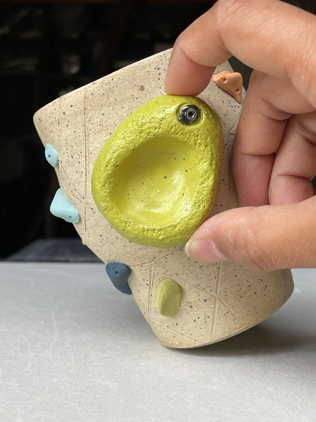 Tapered Tumbler - Buff Speckled with Hold Handle - Handsculpted
