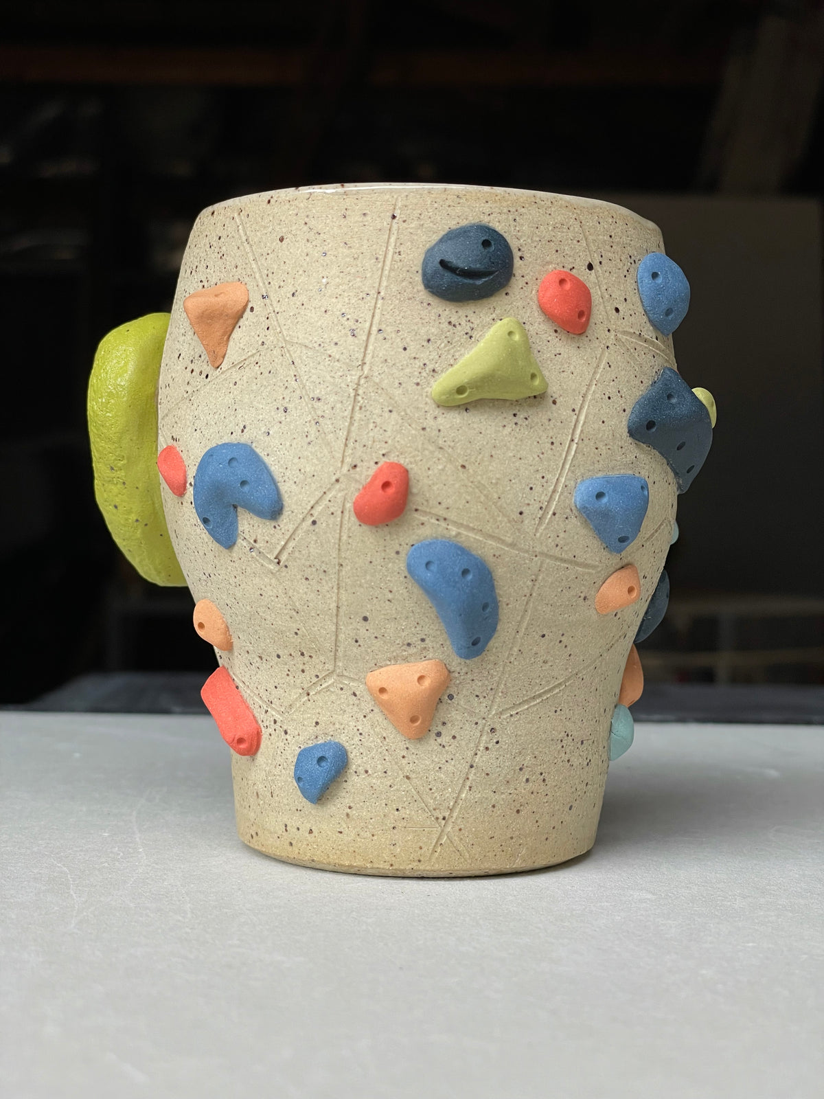 Tapered Tumbler - Buff Speckled with Hold Handle - Handsculpted