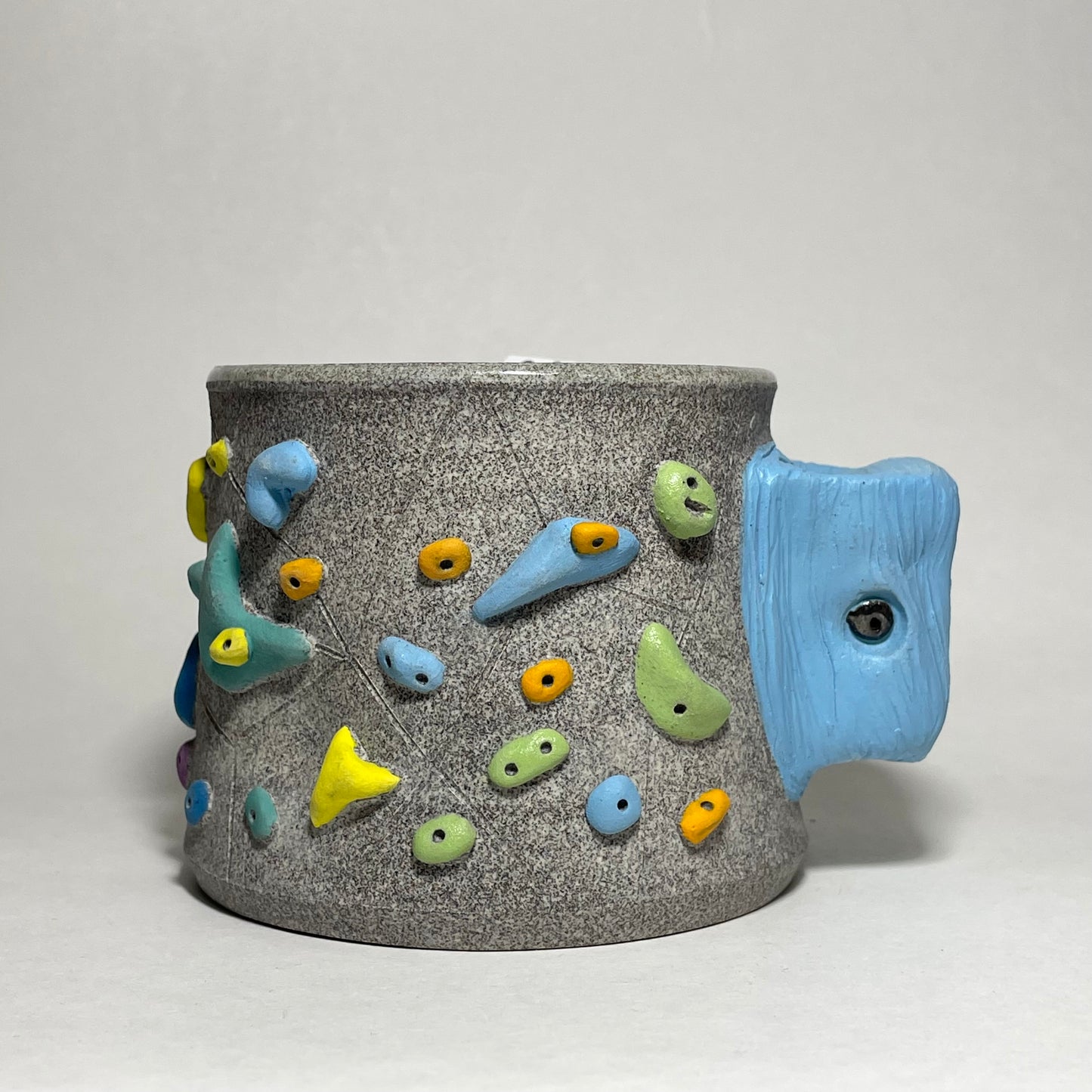 Climbing Cup - Hold Handle - Granite Clay (10-11oz)
