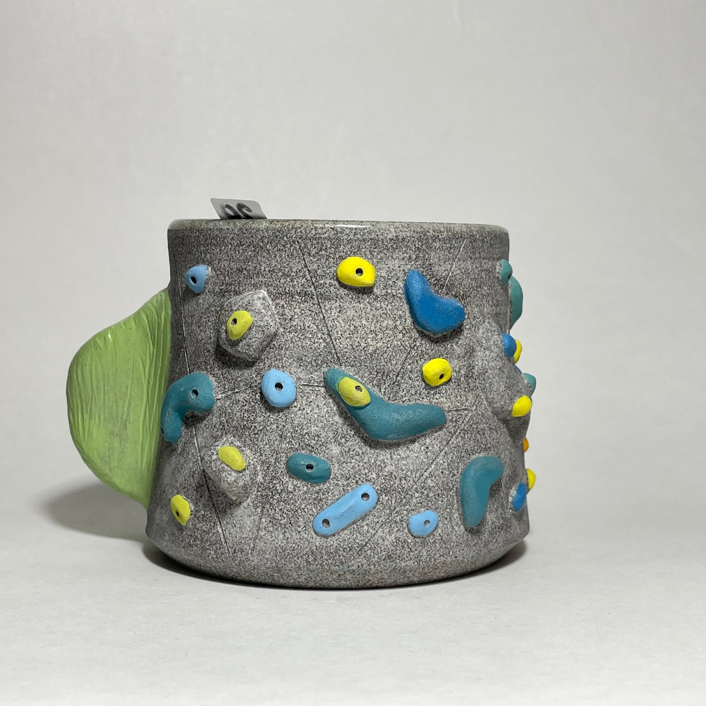 Climbing Cup - Hold Handle - Granite Clay (10-11oz)