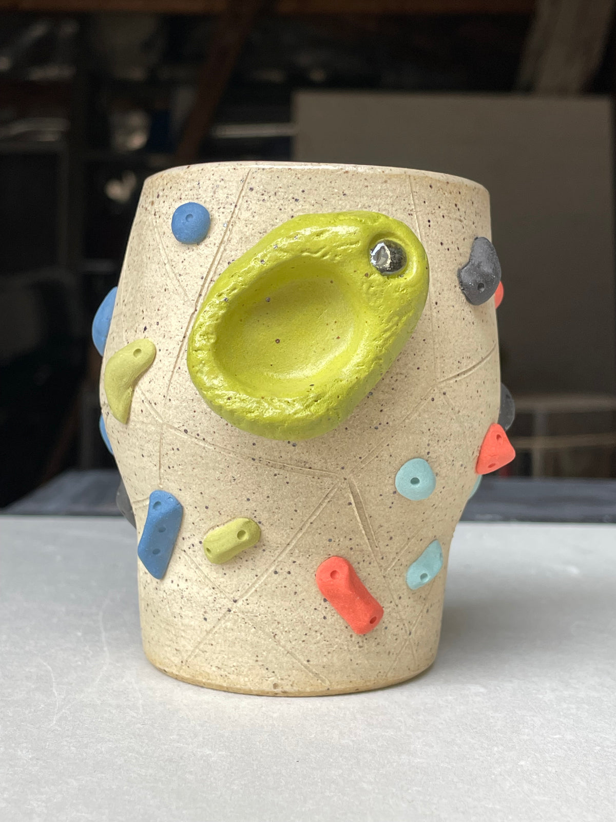 Tapered Tumbler - Buff Speckled with Hold Handle - Handsculpted