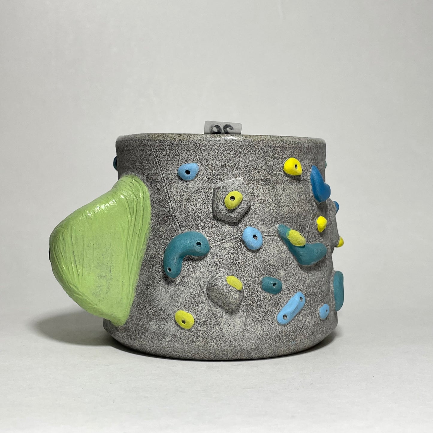 Climbing Cup - Hold Handle - Granite Clay (10-11oz)
