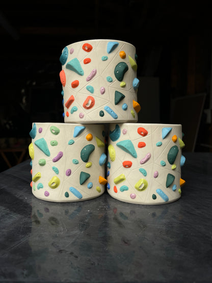 Detailed Holds - White Climbing Cup with BLUE Hold Handle - 12oz