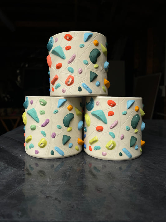 Detailed Holds - White Climbing Cup with BLUE Hold Handle - 12oz