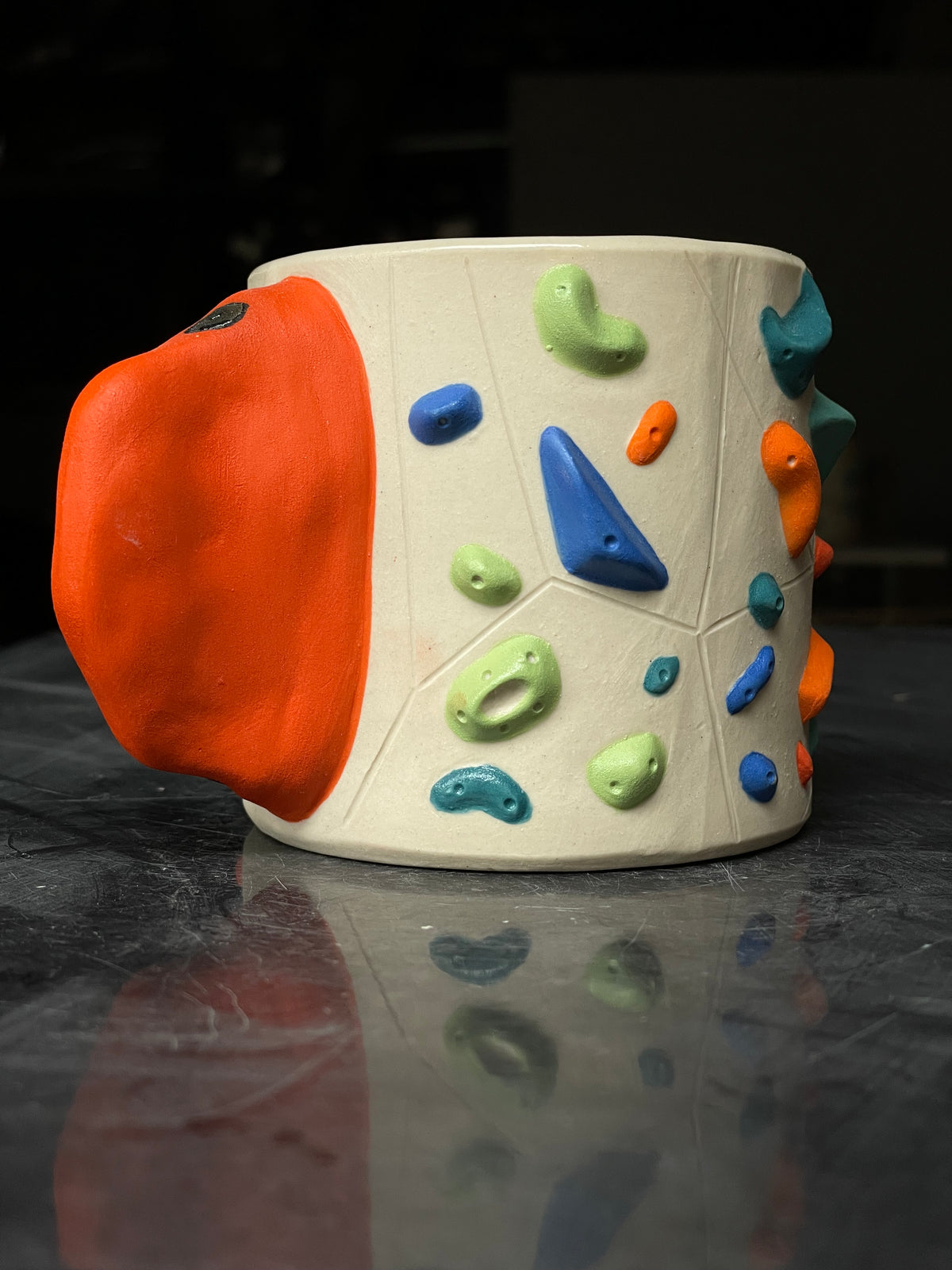 Detailed Holds - White Climbing Cup with Red Hold Handle - 12oz