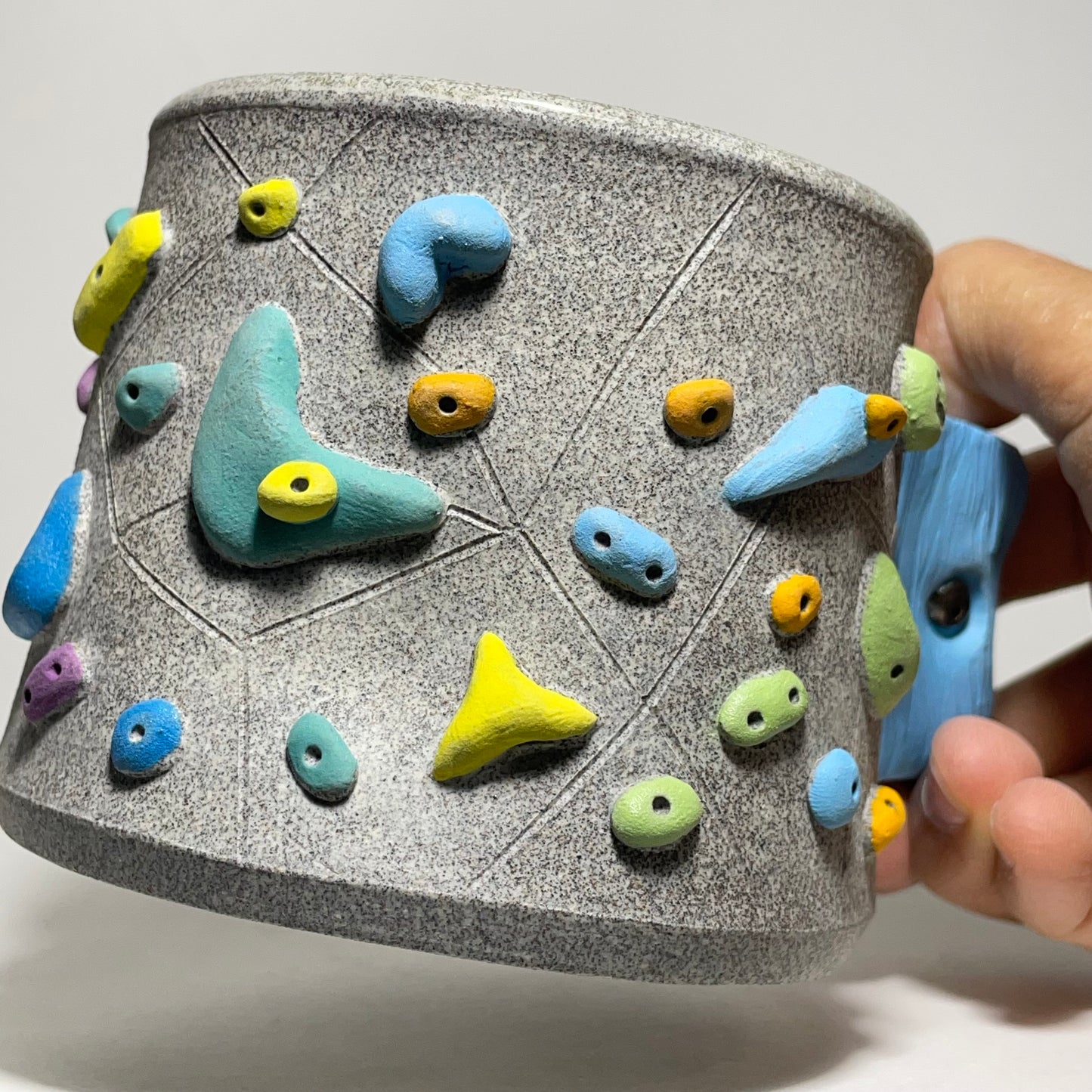 Climbing Cup - Hold Handle - Granite Clay (10-11oz)