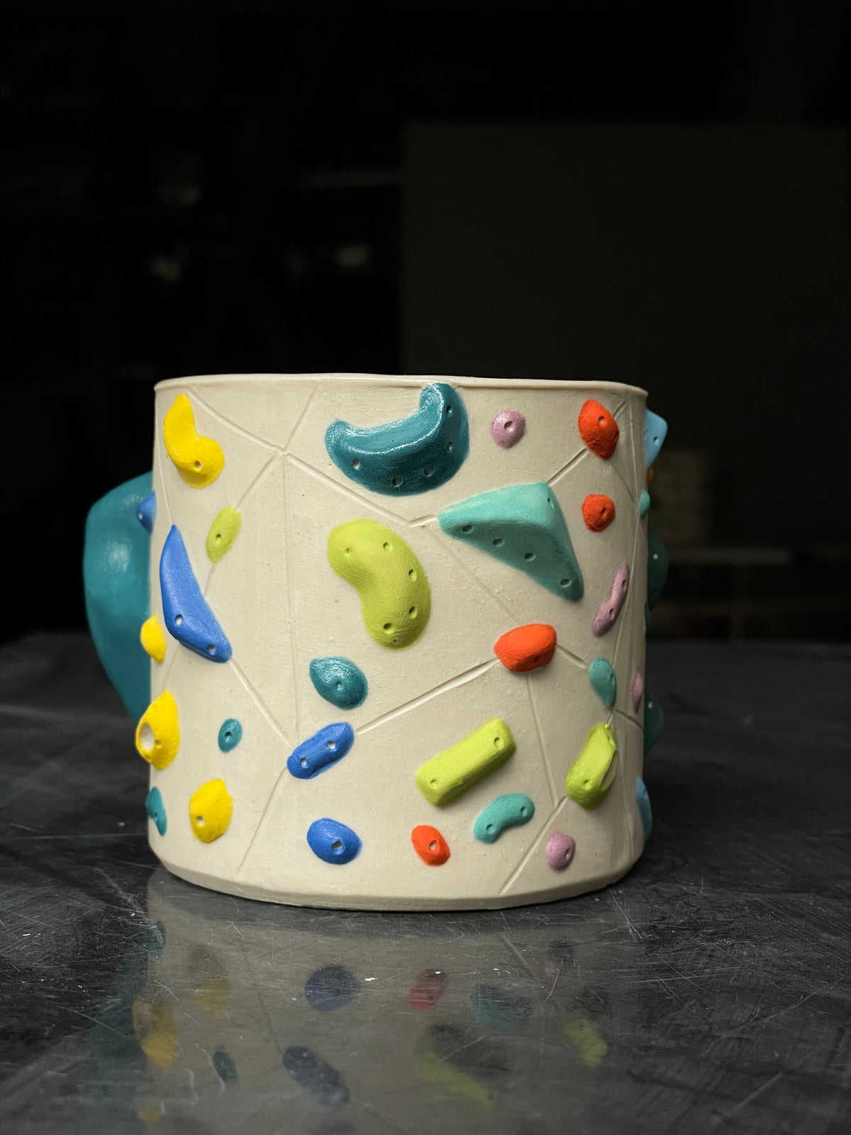 White Climbing Cup with Hold Handle - SAMPLES