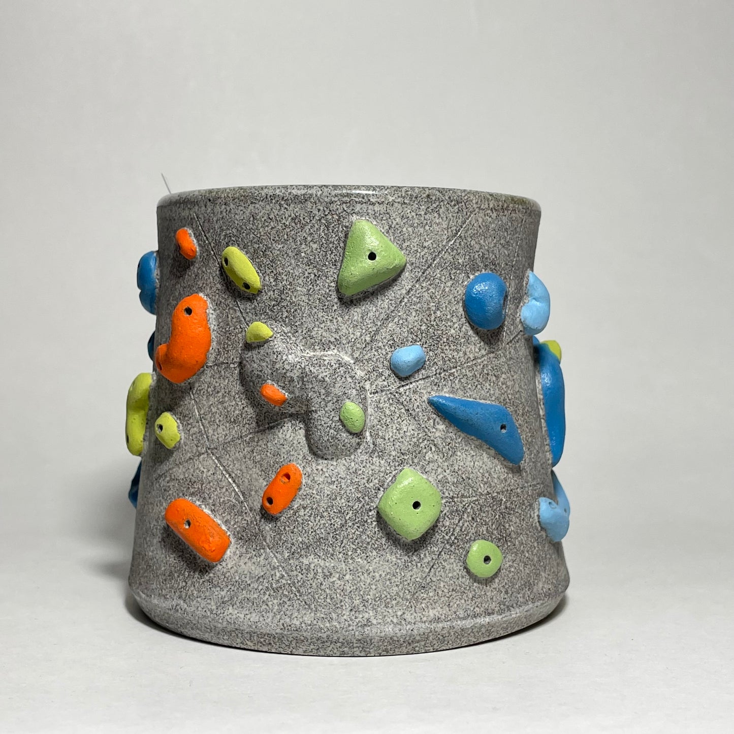 Climbing Cup - Hold Handle - Granite Clay (10-11oz)